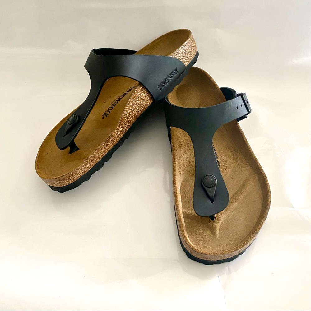 NIB Birkenstock Gizeh Sandals
